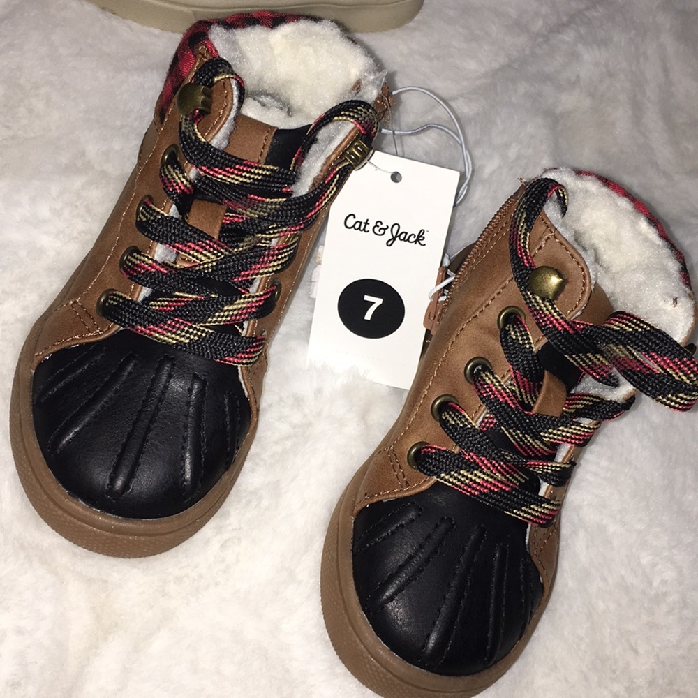 Cat & jack baby toddler boot like shoes